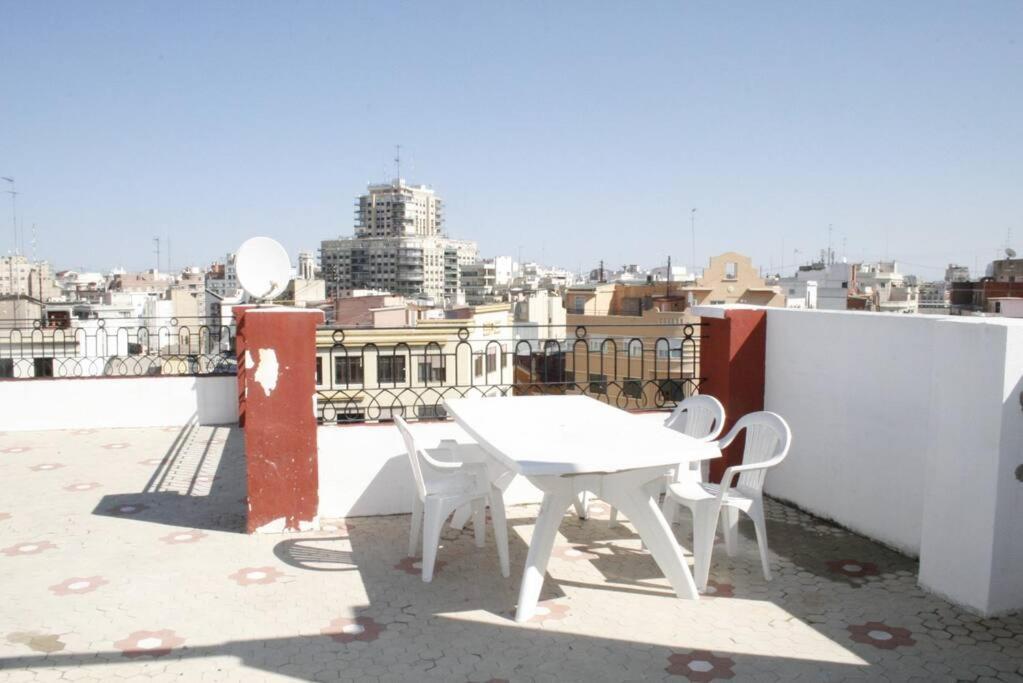 Cosy Apt Terrace In Downtown Apartment Valencia Exterior photo